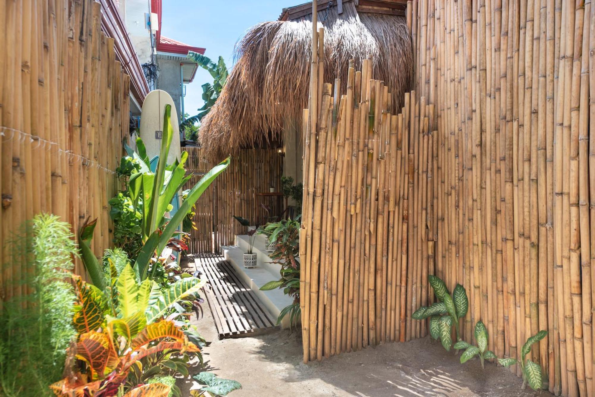 Gratitude Inn General Luna  Exterior photo